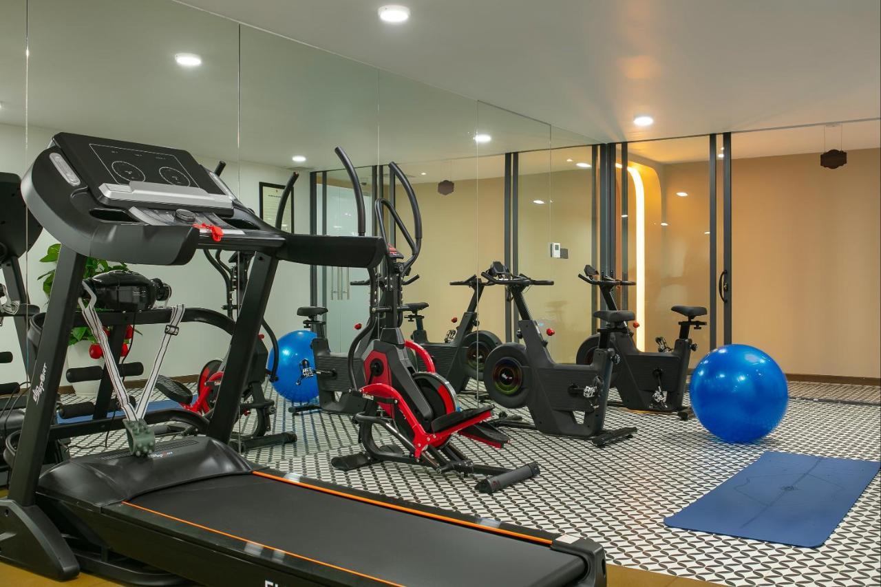 Grand Sunrise Palace Hoi An- A Luxury Indochine Hotel & Spa Dış mekan fotoğraf A gym in a hotel