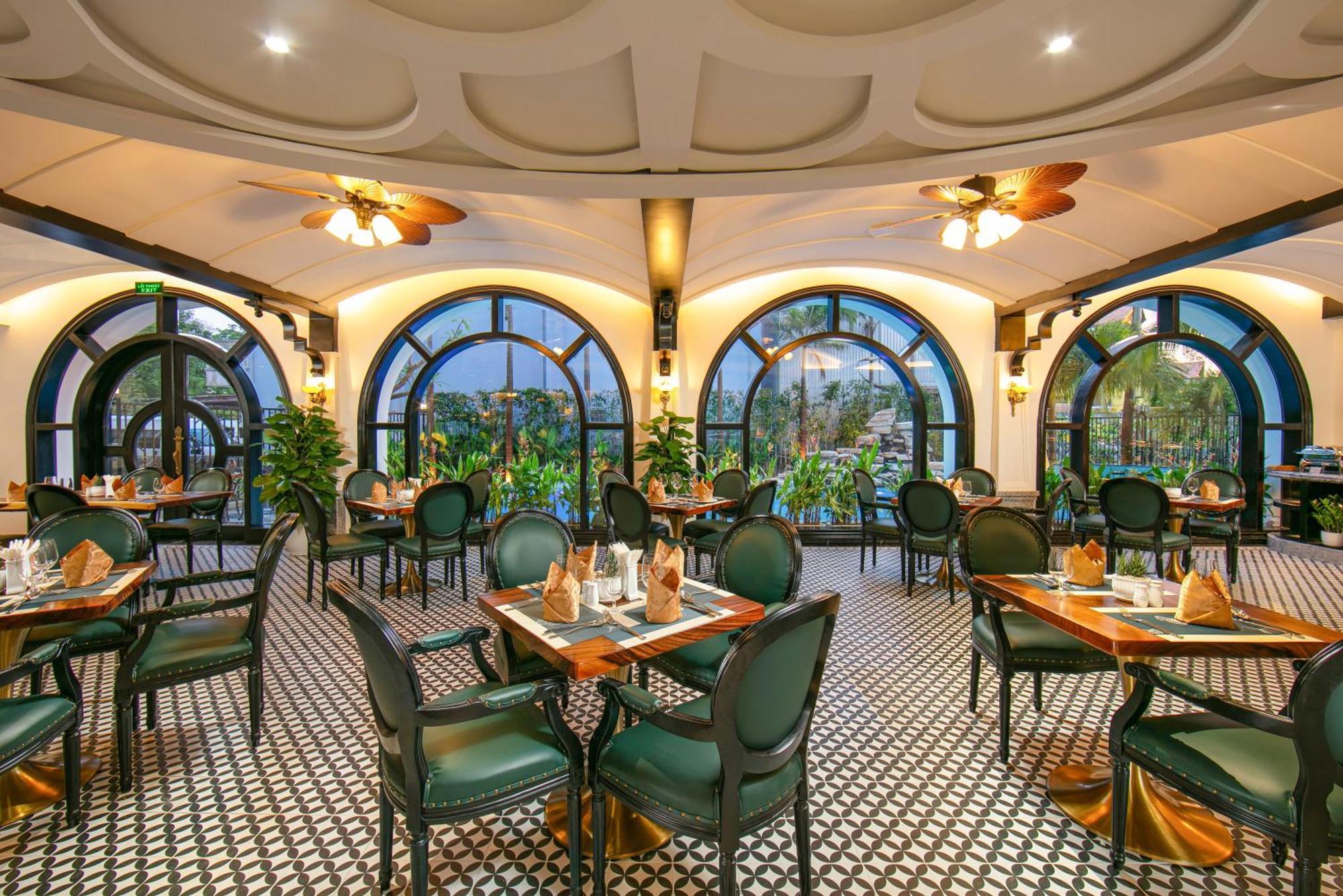 Grand Sunrise Palace Hoi An- A Luxury Indochine Hotel & Spa Dış mekan fotoğraf The restaurant